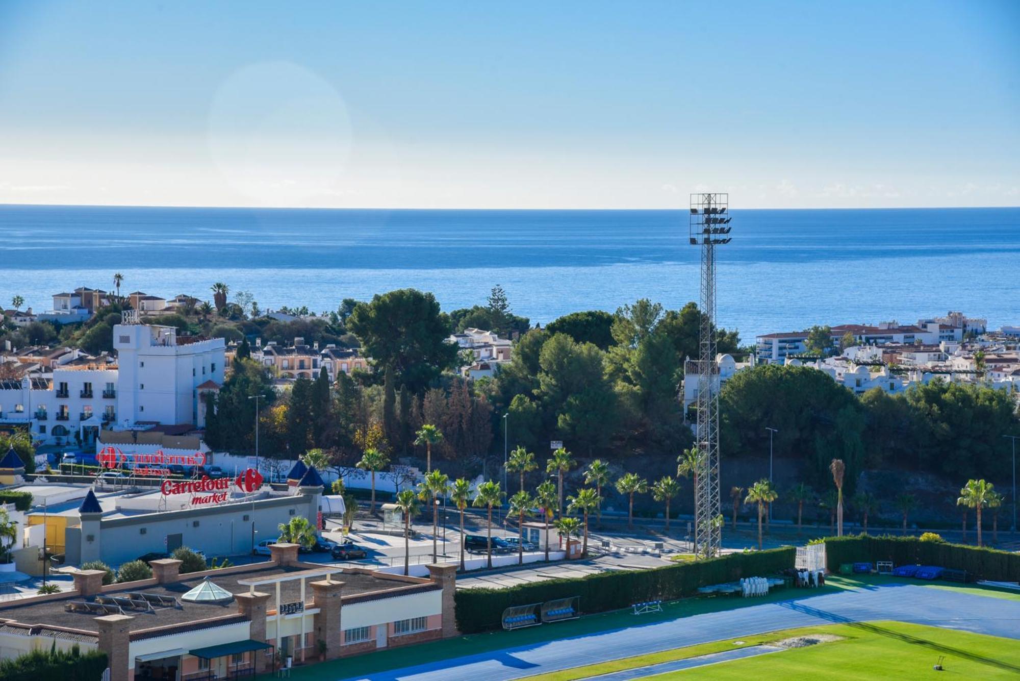 Atico En Mar De Nerja Lejlighed Eksteriør billede